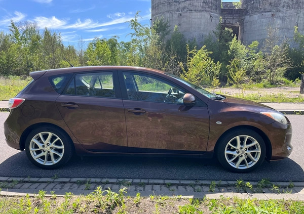 Mazda 3 cena 24900 przebieg: 196037, rok produkcji 2011 z Jaworzno małe 92